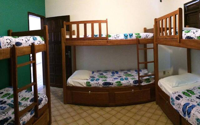 Get Up Hostel