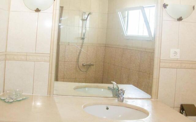 34-Spectacular villa with stunning views in Torreblanca, Fuengirola!