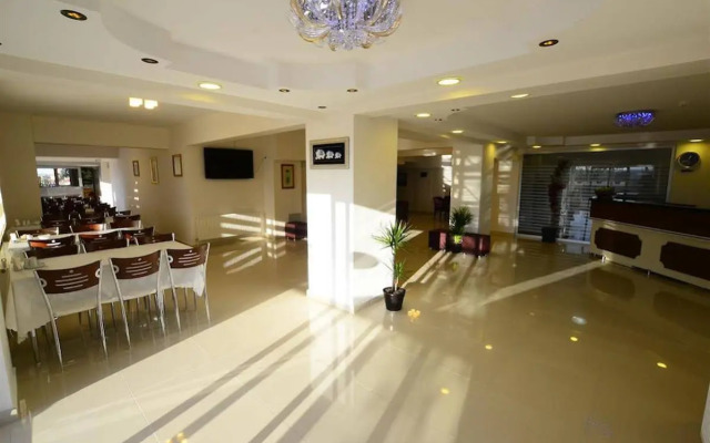 Dort Mevsim Suit Otel