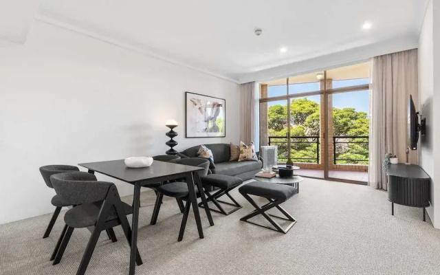 Camperdown Cozy Corner 8