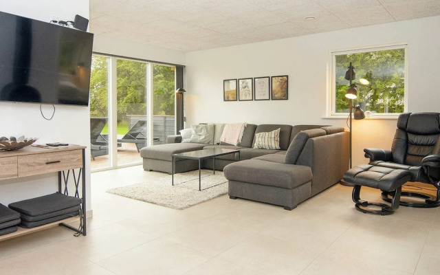 8 Person Holiday Home in Vemb