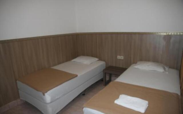 Pandora Hotel