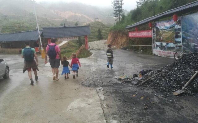 Longji Holiday Hotel