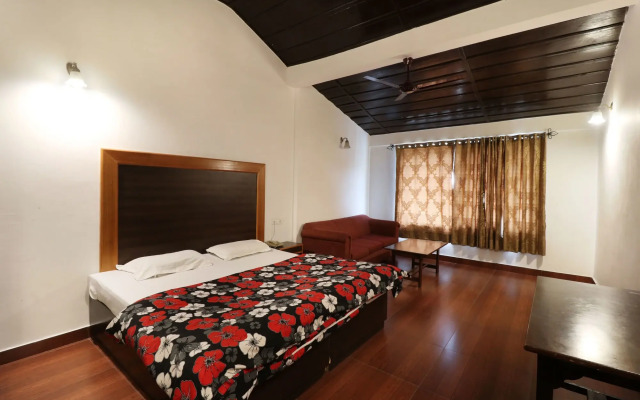 Hotel Himalayan Club
