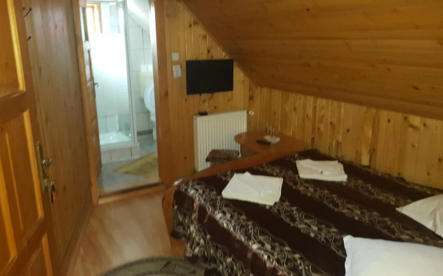 Pensiunea Dealul Frumos