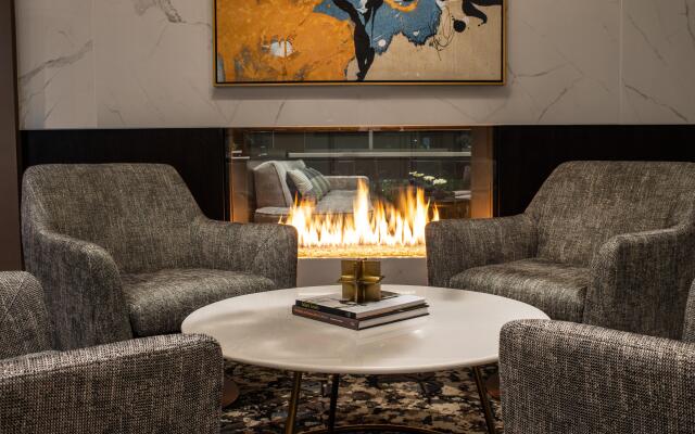 Holiday Inn Boston Logan Airport - Chelsea by IHG