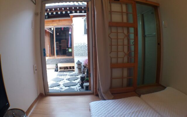 Bukchon Guesthouse