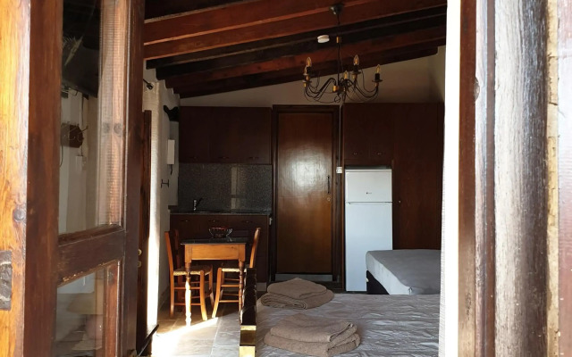 Vasilopoulos House