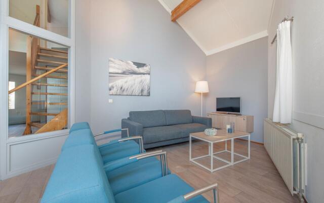 Restyled Bungalow with Dishwasher near Cozy Domburg