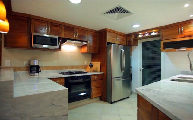 Residence B.ViewGrand 3BR by Villas HK28