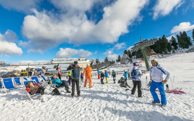 Cavalese few min From ski A22