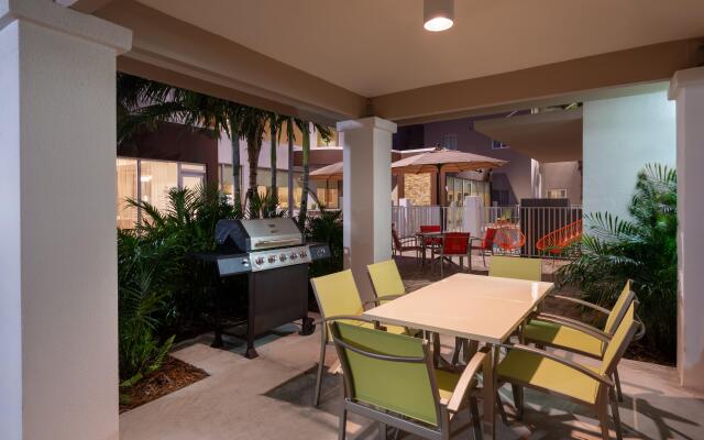 Staybridge Suites Miami International Airport, an IHG Hotel