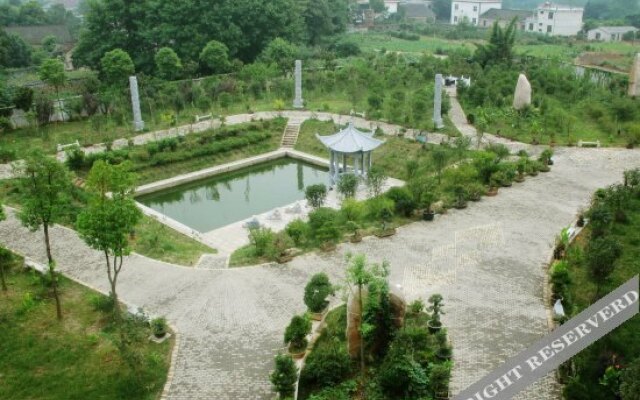 Shuanglong Resort