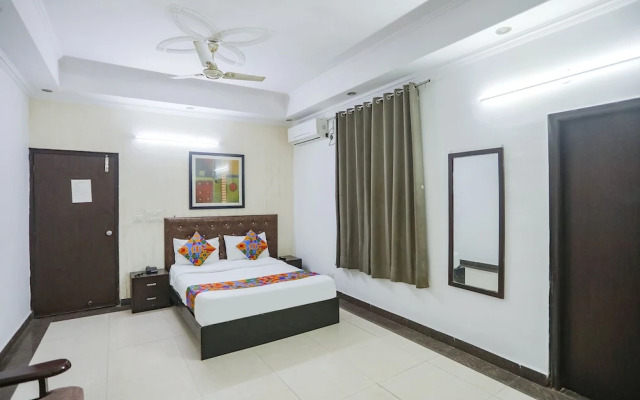 FabHotel F9 H Block Sector 51