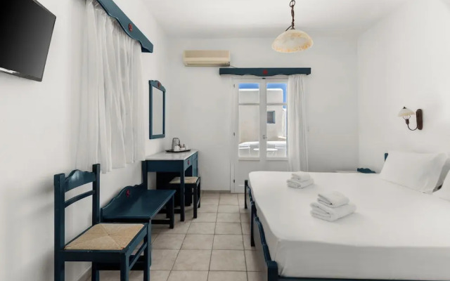 Paros Inn Seafront