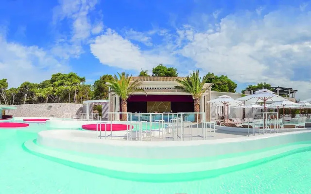 Amadria Park Camping Mobile Homes