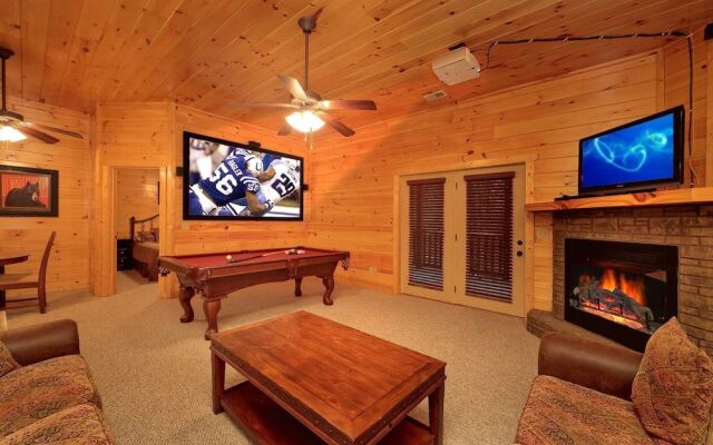 Bear Cub Lodge