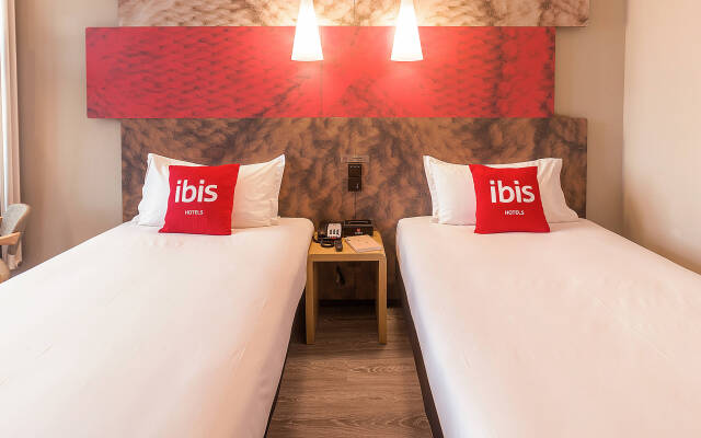 ibis Zhengzhou Longhai Road