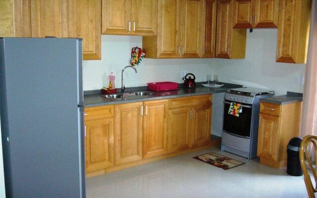 The Advantage Apartments