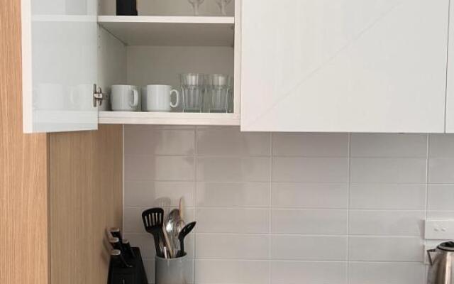 Stylish 2 bedrooms townhouse in Central