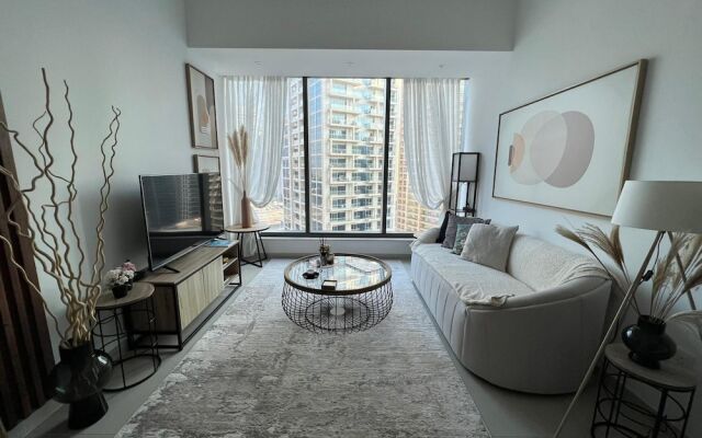 Chic Comfy 1BR in Dubai Marina