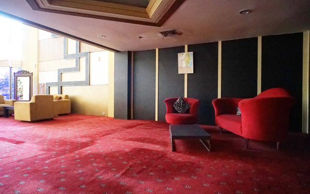Benakutai Hotel and Apartemen