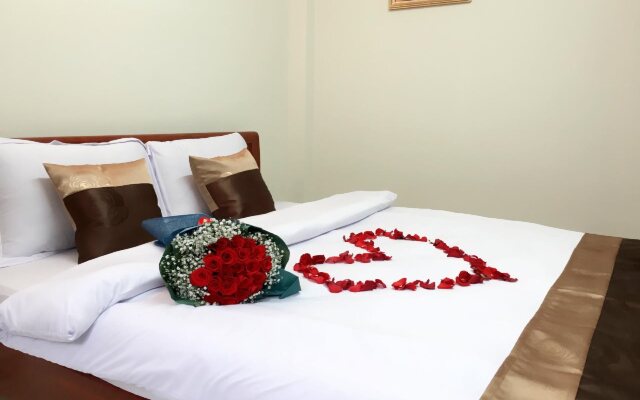 Full Moon Boutique Hotel