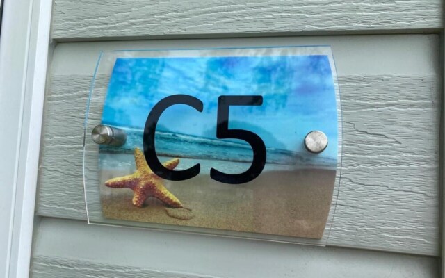 Cozy 2 Bedroom Lodge in Sandown, Isle of Wight