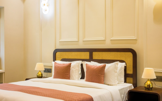 ELIVAAS Varsha Greens 4 BHK with Pool