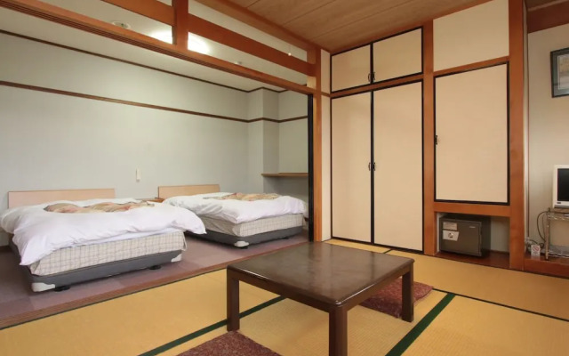 Kokumin Shukusha Enasansou