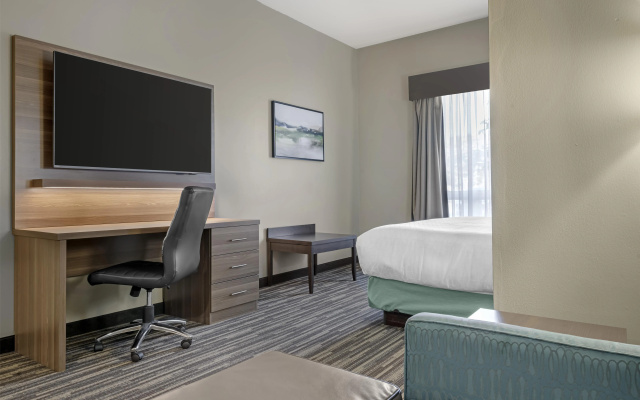 Best Western Plus Dartmouth Hotel & Suites