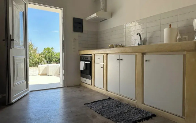 Eleni's Village Suites