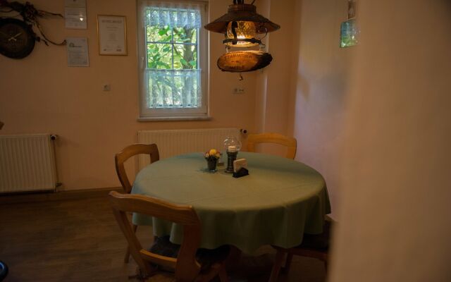 Gast Pensions Haus Hodes