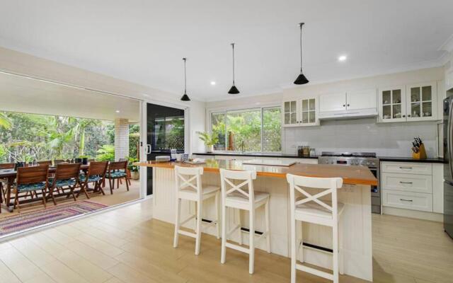Lakehouse10 - private lake access, beach, shops