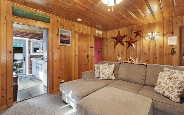 OLD School LOG Cabin #2340