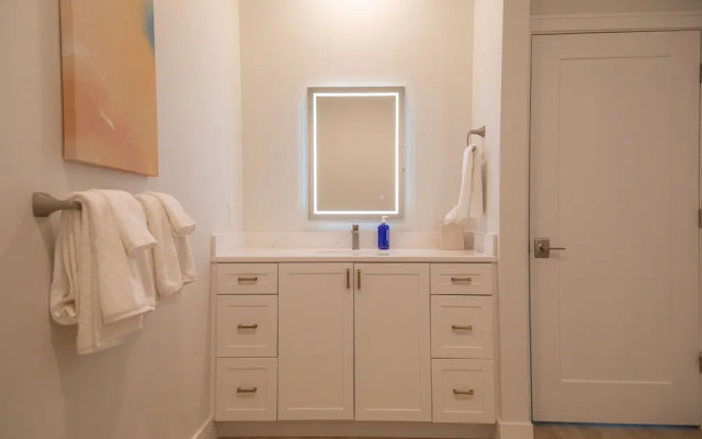 Boardwalk Suites & Residences By Kasa