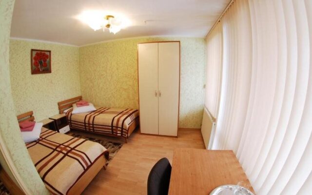 Hotel and restaurant complex "Intourist"