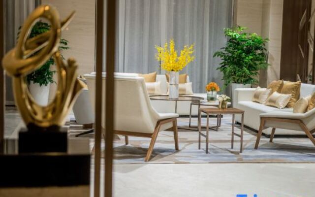 Yitel Collection (Shanghai Qiantan Yangsi SubwayStation Road)