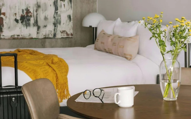Sonder by Marriott Bonvoy Lambert Apartments Old Montreal