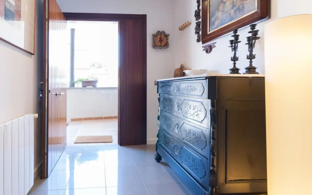 Fantastic Holiday Home in St Pere Pescador Spain With Pool - фото 5