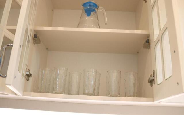 Central Varna Apartment - Lets4Holiday