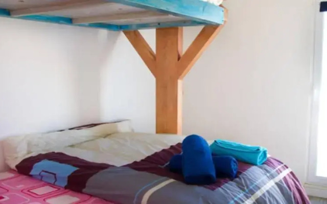 SUL surf, eat & sleep