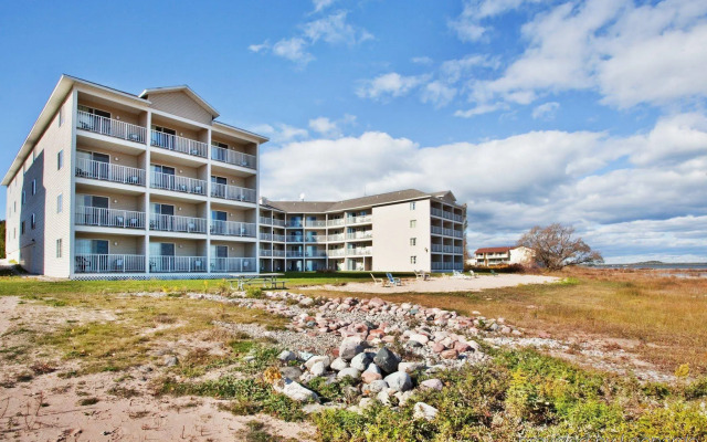 Holiday Inn Express St. Ignace-Lake Front by IHG