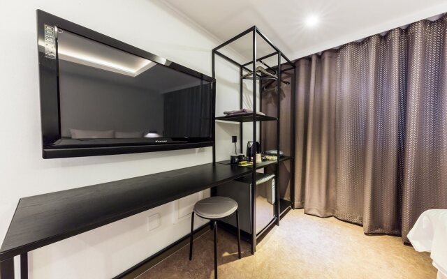 Stay Hotel