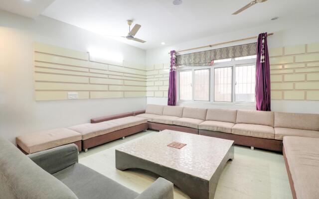 OYO DTT030 Classy Inn