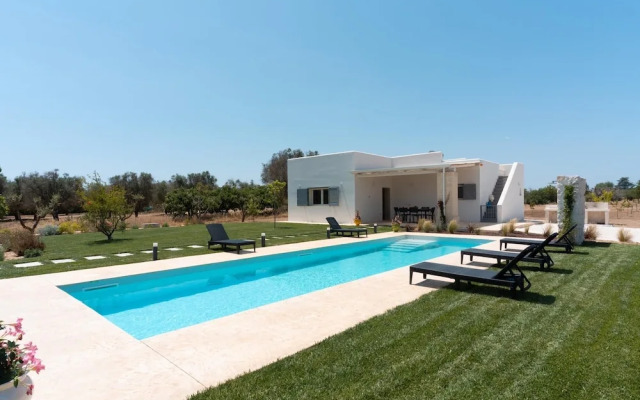 Lamia Flora con Piscina Privata