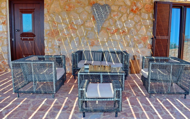 Belvedere private luxury beach villa