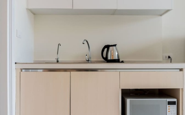 Locals Bangna Elements Srinakarin