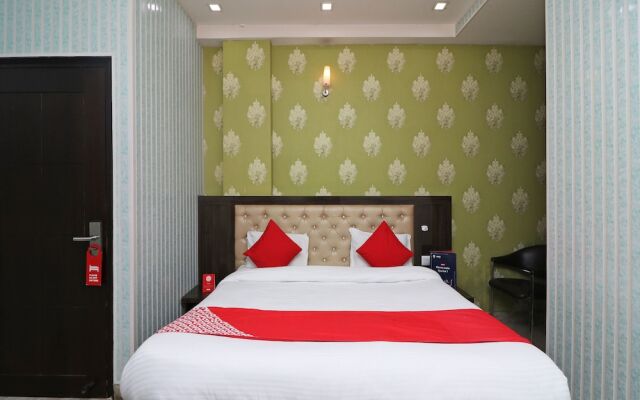 OYO 1125 Hotel City Point