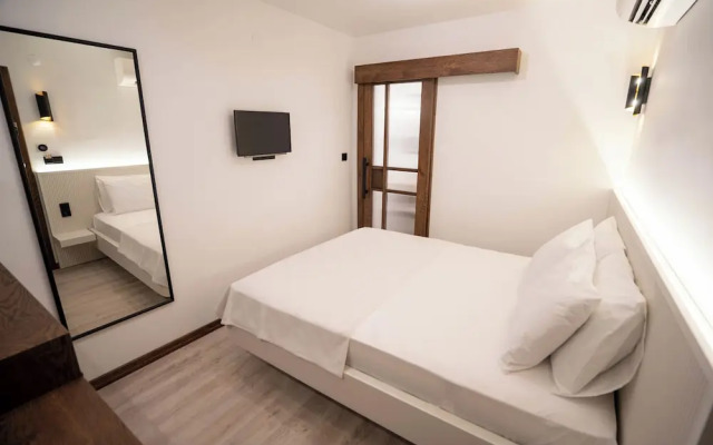 Lina Guest House